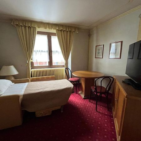Hotel Posta R.T.A. Madonna Esterno foto