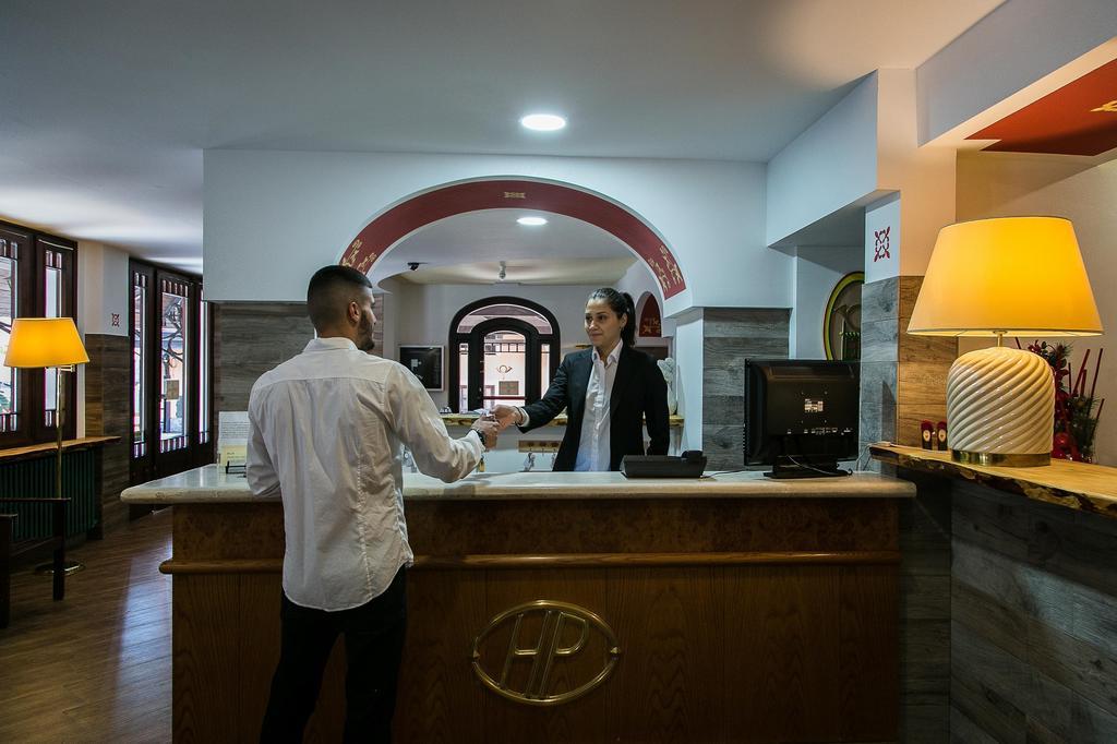 Hotel Posta R.T.A. Madonna Esterno foto