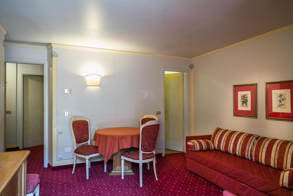 Hotel Posta R.T.A. Madonna Esterno foto