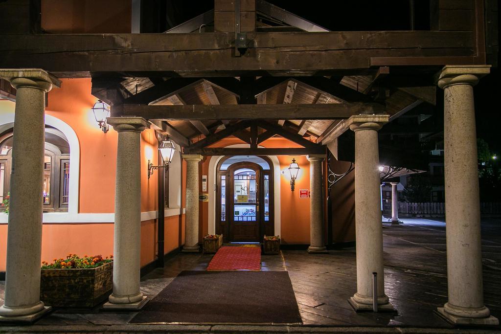 Hotel Posta R.T.A. Madonna Esterno foto