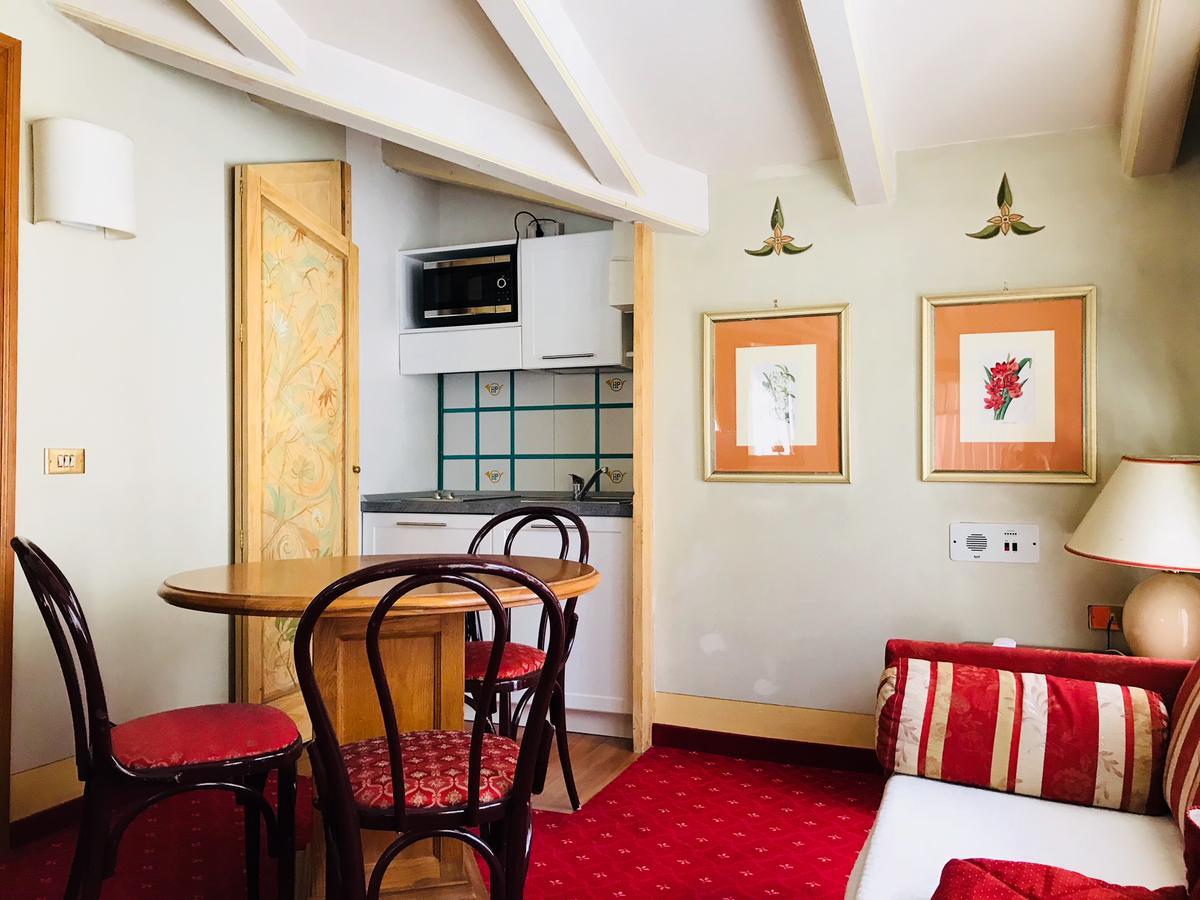 Hotel Posta R.T.A. Madonna Esterno foto